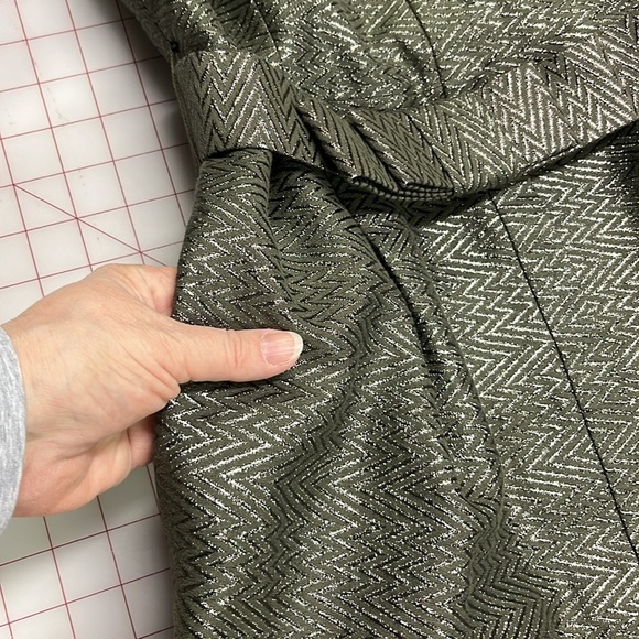 THREAD SOCIAL Cocktail Metallic Pleated SLV Bow Belt Sage Chevron Party Dress 4 - Picture 4 of 16